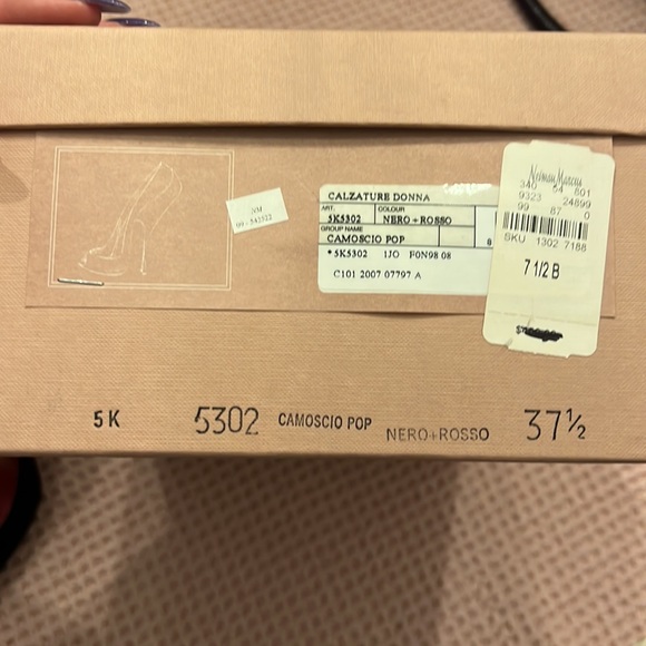 Miu Miu black and red heel - Picture 9 of 9